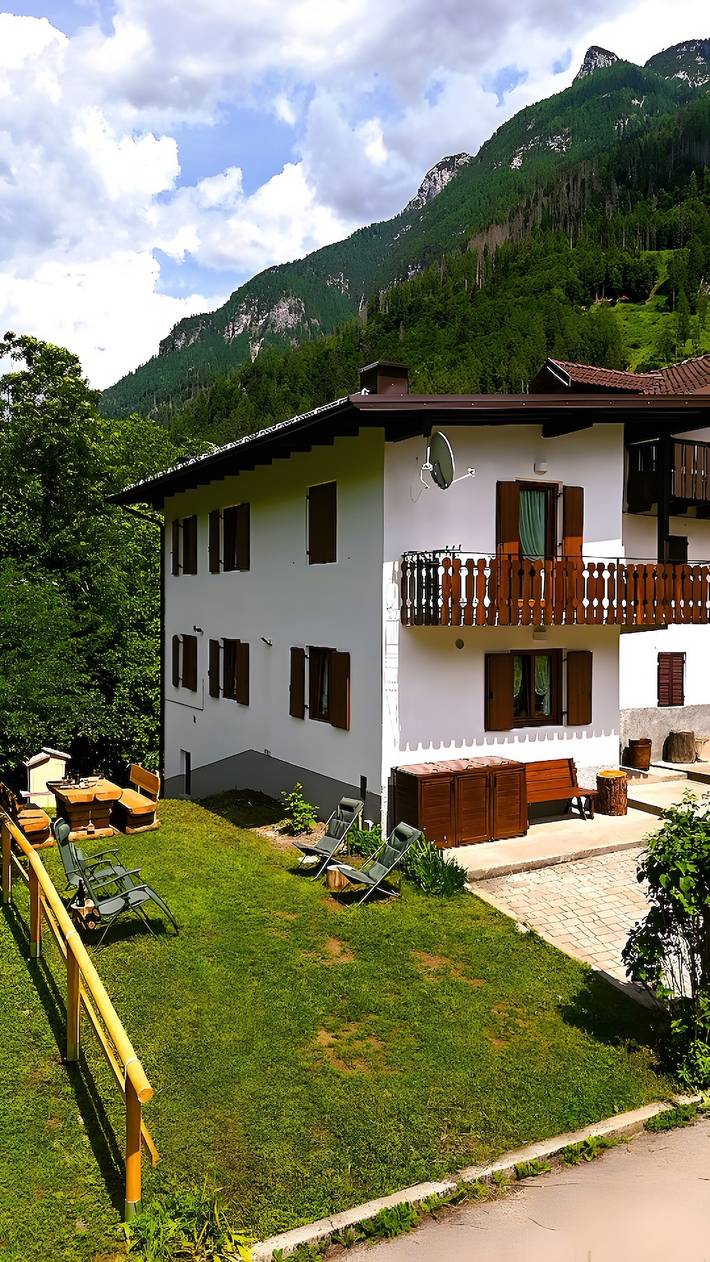 Casa vacanza per 6 persone, con Balcone e Giardino a Selva di Cadore