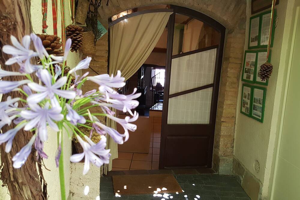 Descuento del 10% de  noviembre a enero in Torrellas de Foix, Interior de Barcelona