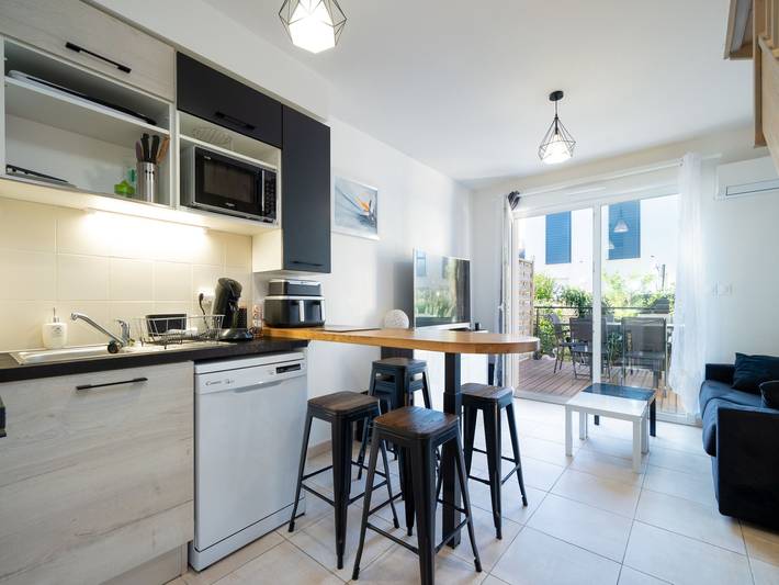 Location de vacances pour 5 personnes, avec terrasse ainsi que piscine et jardin à Sérignan - 2