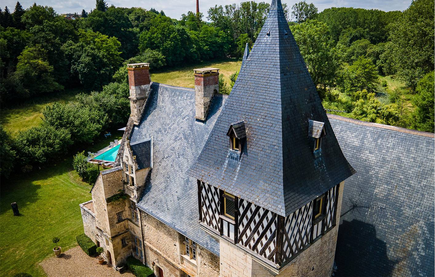 Maison de vacances pour 15 personnes avec piscine in Guérigny, Nièvre