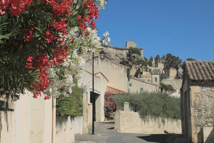 Gîte pour 3 personnes, avec vue dans Abbaye de Saint Michel de Frigolet - 2