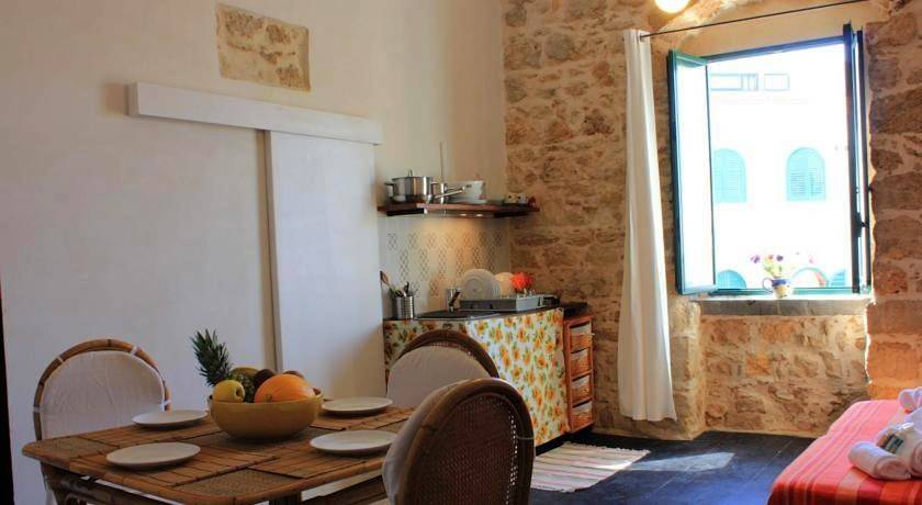 Gîte pour 2 personnes, avec vue à Punta Secca - 3