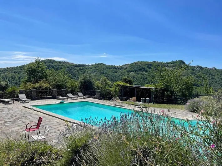 Casa de vacaciones para 12 personas, con jardín además de terraza y piscina, Se admiten mascotas - 1
