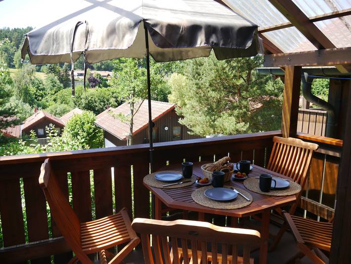 Ferienwohnung für 4 Personen, mit Ausblick und Balkon in Grafenwiesen