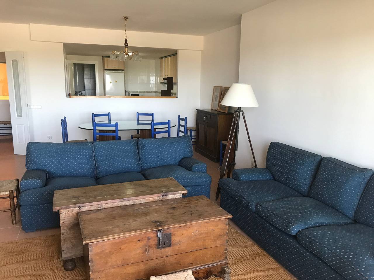 Apartamento entero, Apartamento con vistas al mar. Jardín y piscina comunitarios. in Pals, Costa Brava