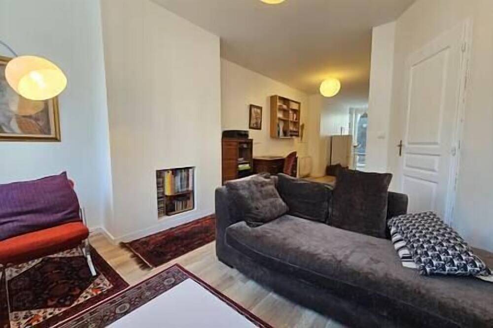 Entire apartment, Hyper Centre 5P, 3 Chambres in Arras, Arras region