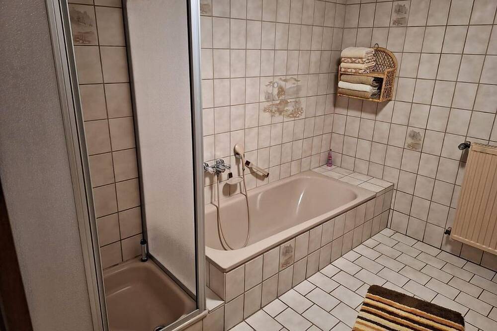 Ganze Wohnung, Ferienwohnung Marianne Simon - Appartement/Fewo, Dusche und Bad, Wc in Tann, Rhön-Hessen