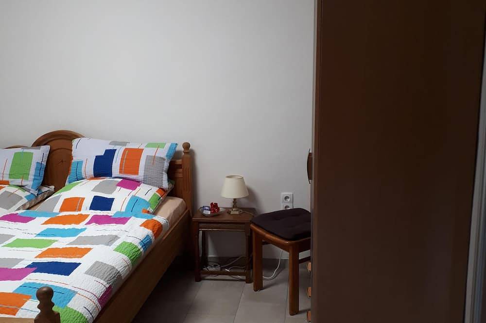 Ganze Wohnung, 80 m² familienfreundliche, barrierefreie Ferienwohnung,direkt am Golfplatz in Sundern, Sorpesee