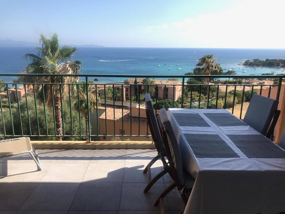 Appartement entier, One-Bedroom Apartment in Ajaccio, Golfe D'Ajaccio
