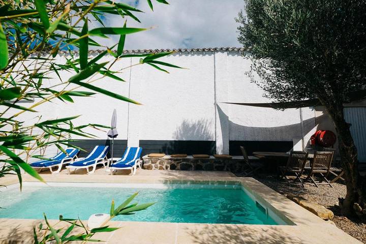 Casa de vacaciones para 8 personas, con piscina además de jardín y vistas - 1