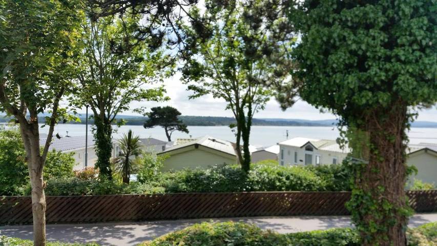 Glamping for 6 people, with Terrace and Garden as well as Pool and Sauna in Poole