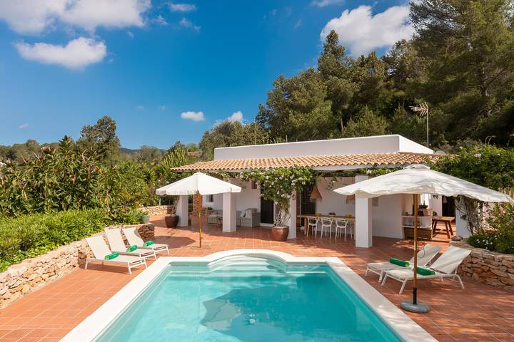 Ferienhaus für 6 Personen, mit Terrasse und Garten