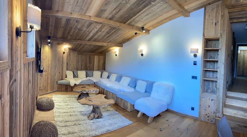 Holiday rental for 8 people, with balcony in Savoie