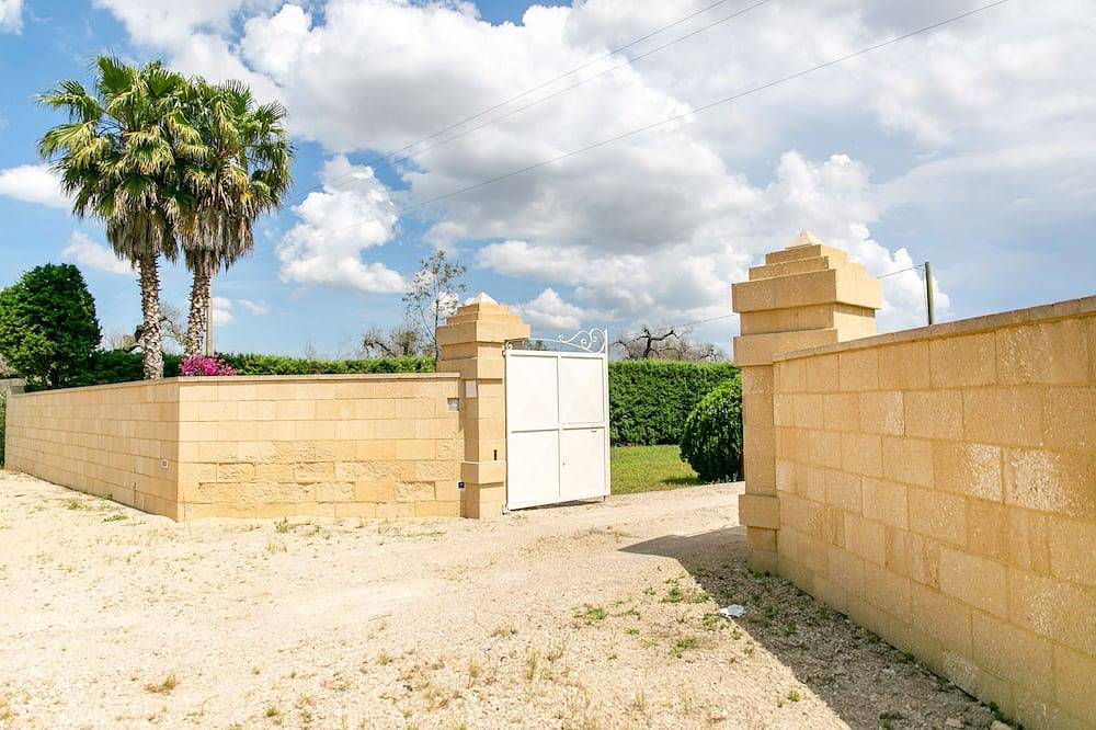 Villa auf dem Lande einen Steinwurf vom Meer entfernt in Leverano, Lecce Provinz