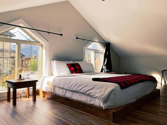 Location de vacances pour 10 personnes, avec jacuzzi et piscine à Canmore - 2