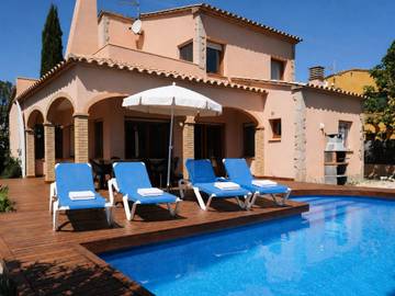Villa pour 7 Personnes dans Sant Pere Pescador, Costa Brava, Photo 4