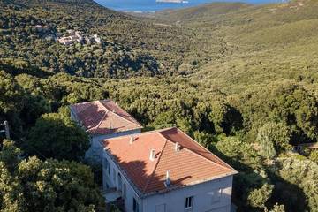 Gîte pour 2 personnes, avec balcon à Ersa