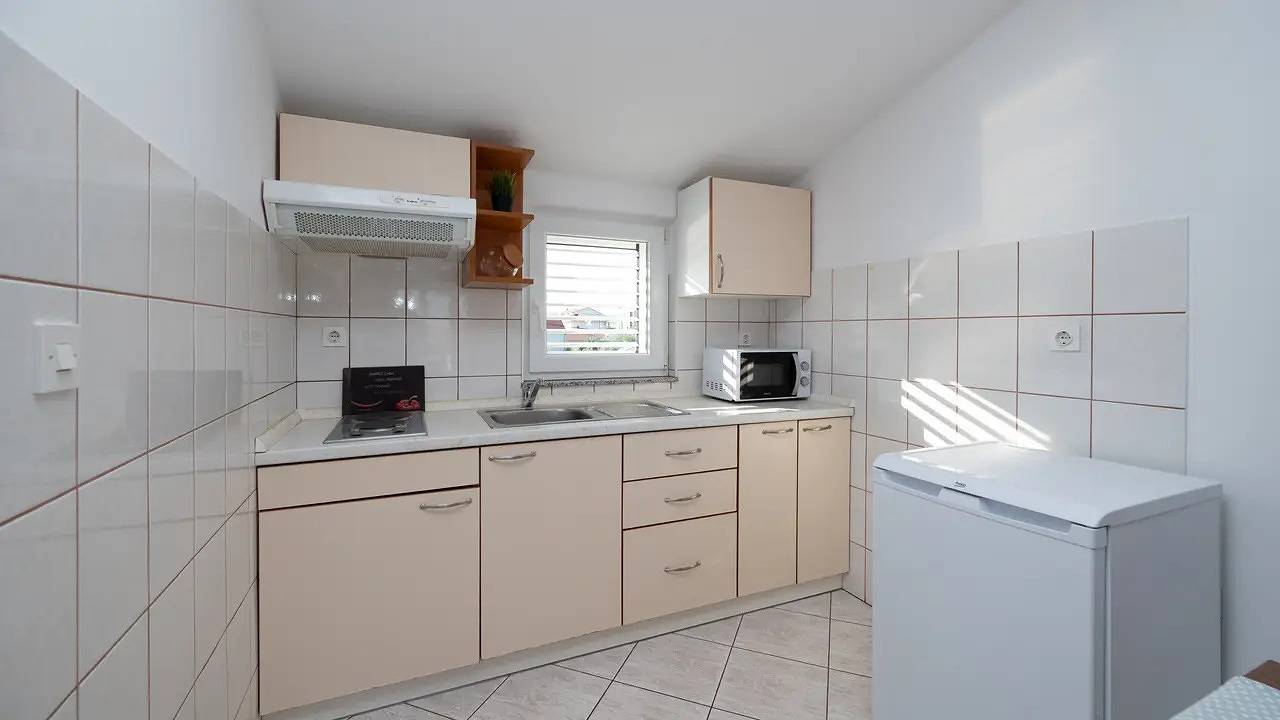Ganzes Studio, Studio für 3 Personen (25 m²) in Sukošan in Sukosan, Zadar