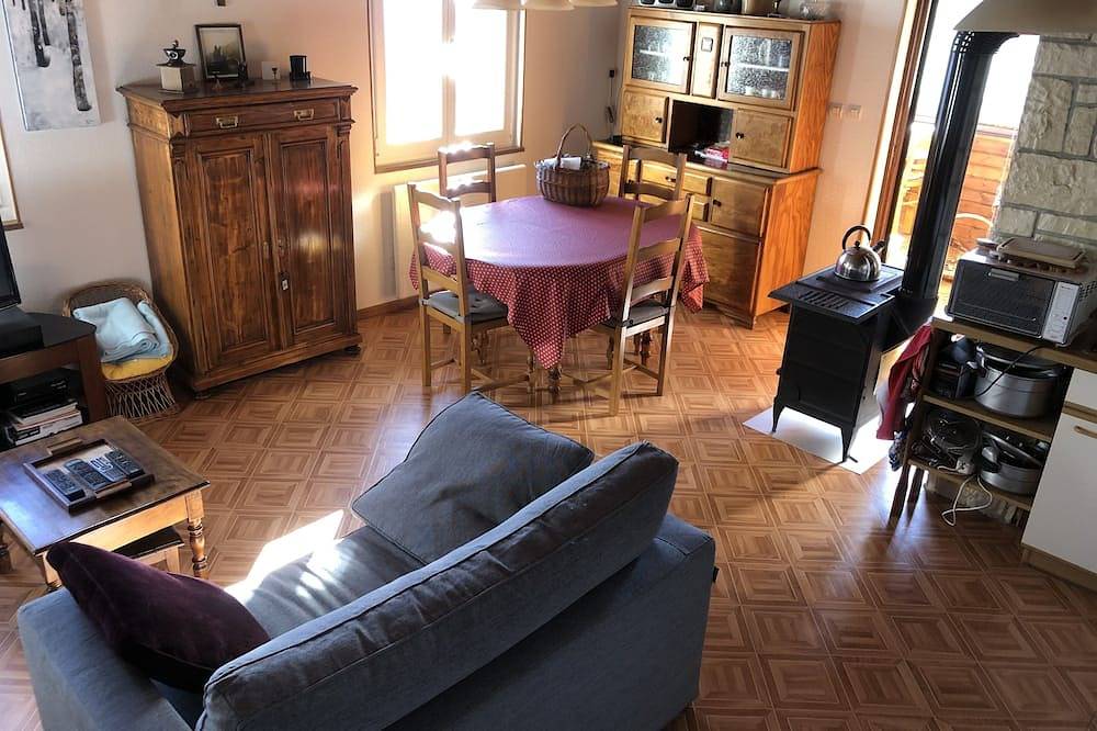 Linthal, individueel chalet met veranda gelegen in de bergen op 1050 meter boven zeeniveau in Linthal, Parc naturel régional des Ballons des Vosges