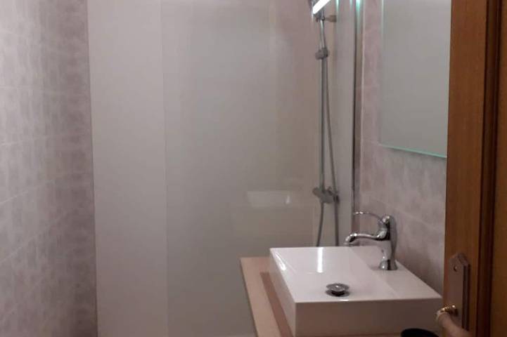 Gîte pour 10 personnes, avec jardin, animaux acceptés à Saint-Amand-de-Coly - 3