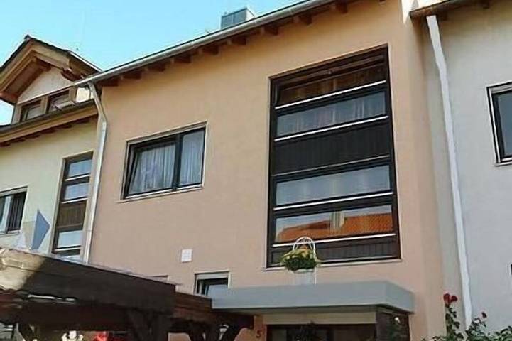 Ferienwohnung für 4 Personen, mit Balkon und Pool, mit Haustier in Bötzingen