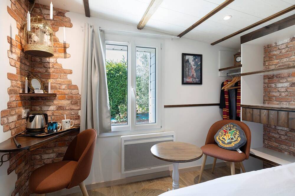 Chambre d’hôtes \"Le Cocon du Sorcier\" dans le Marais Breton Vendéen à 25 mn de Noirmoutier in Châteauneuf (Vendée), Vendée