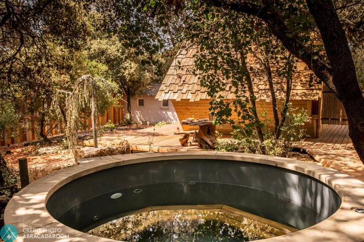 Gîte pour 2 personnes, avec vue et jardin à Lambesc - 3