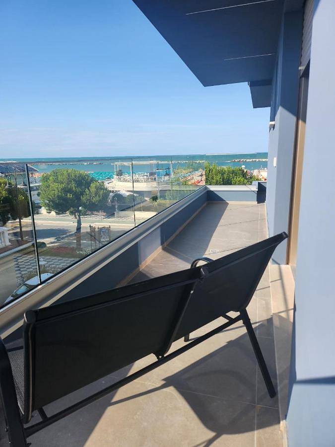 Frontemare Appartamenti e Camere Elisabetta in Gatteo A Mare, Cesenatico