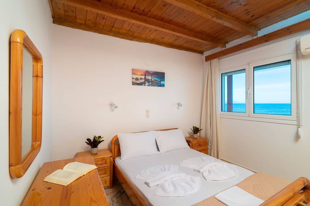 Entire apartment, Agnadi Sea View N2 -2 Bedroom Apartment 5 guests in Ammoudi, Alykes