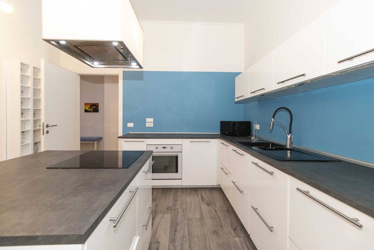 Geheel appartement, Vakantieappartement voor 6 personen met balkon in Turijn, Provincie Torino