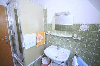 Ferienhaus für 4 Personen, mit Garten und Balkon in Neuharlingersiel - 3