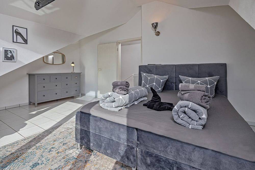 Ganze Wohnung, Koblenz Rheinblick Penthouse in Vallendar, Osteifel