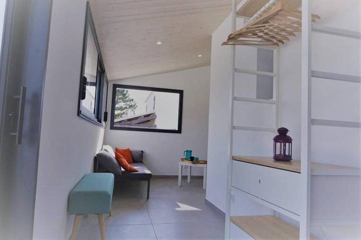 Location de vacances pour 10 personnes, avec terrasse et jardin, animaux acceptés dans Plage des Sableaux - 3