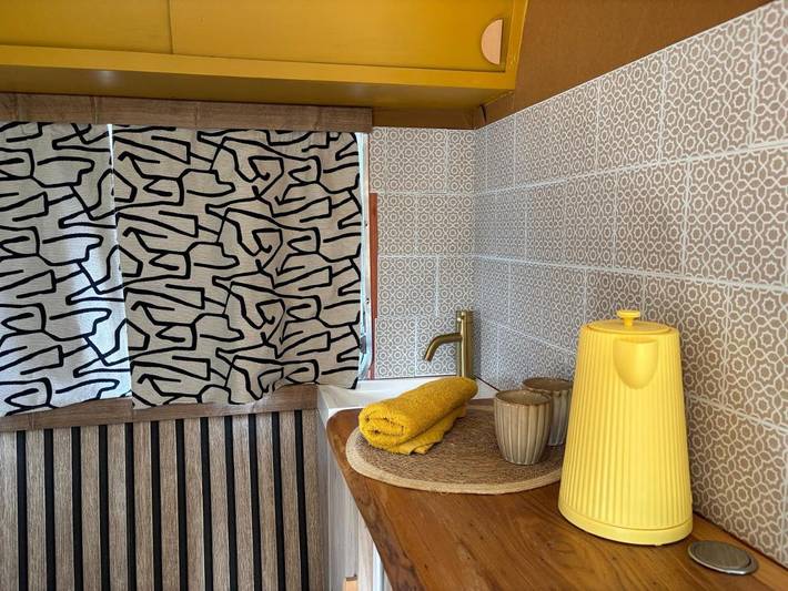 Gîte pour 2 personnes, avec piscine ainsi que jardin et vue, animaux acceptés dans Vallica - 2