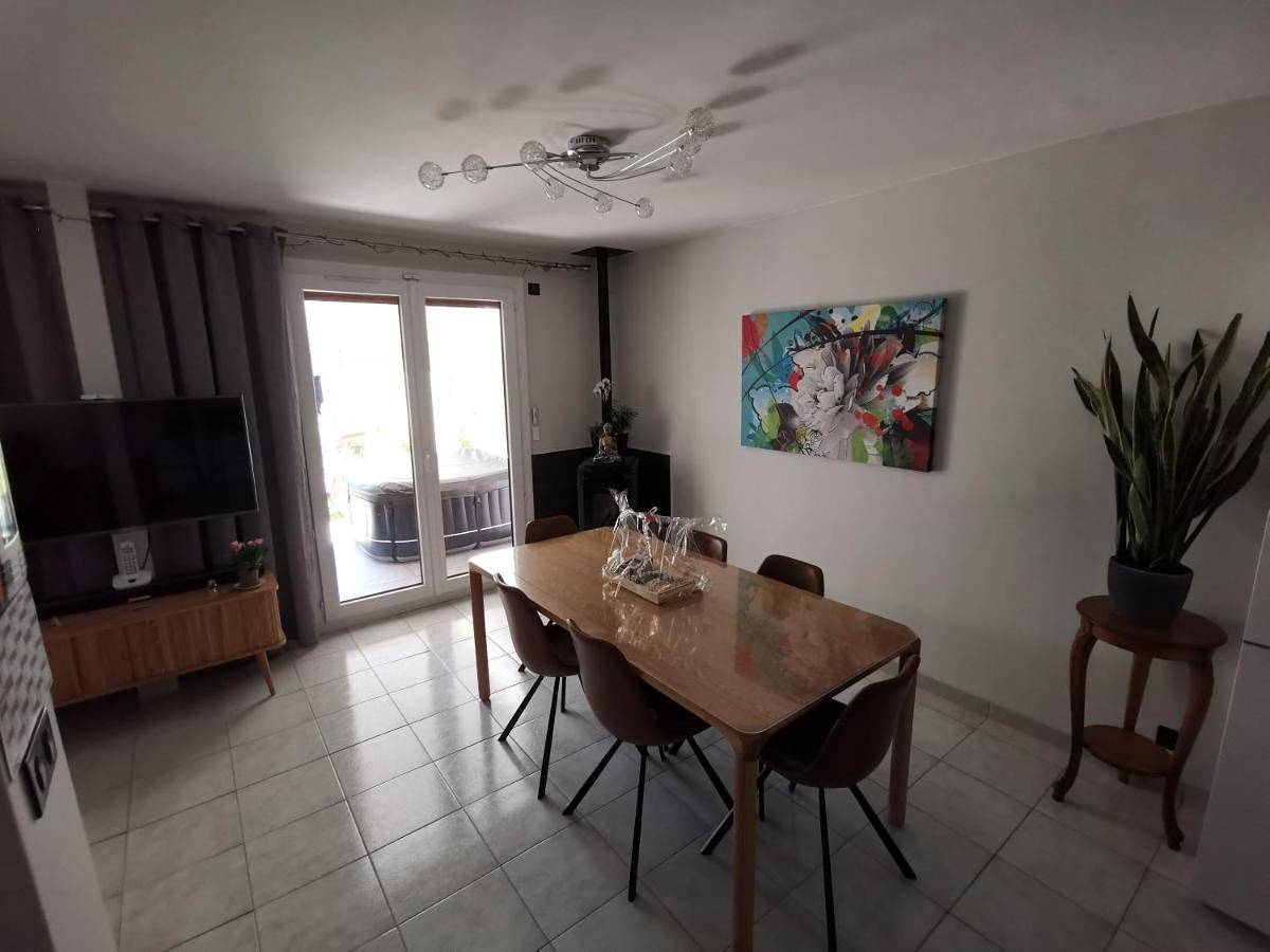 Two-Bedroom House in Frontenex, Région d'Albertville