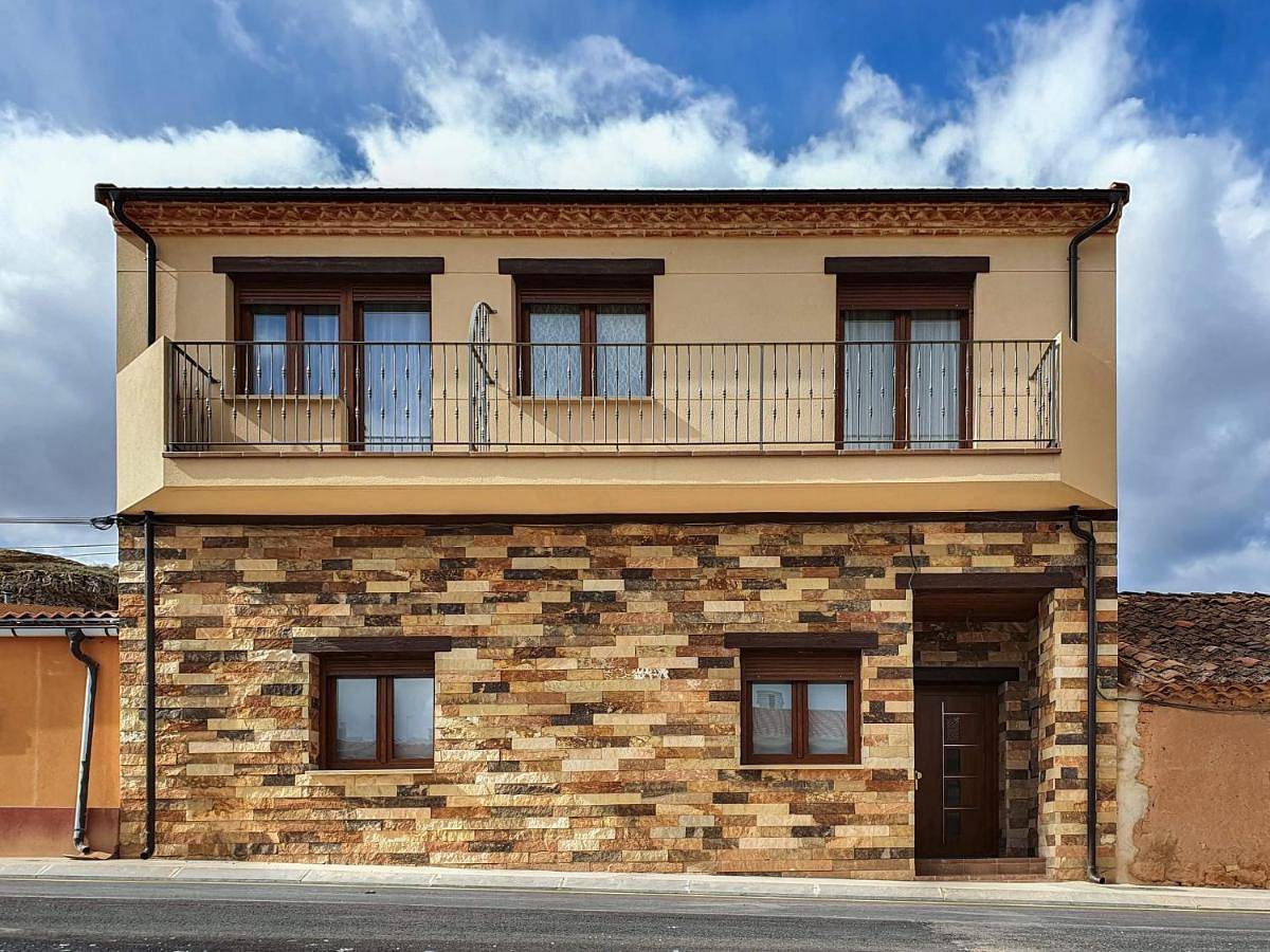 Apartamento entero, Three-Bedroom Apartment in El Burgo de Osma, Provincia de Soria