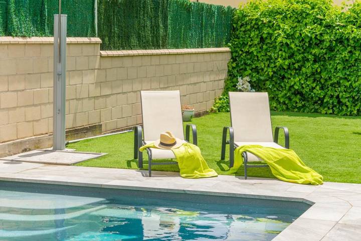 Casa rural con piscina para 9 personas, con piscina además de vistas y jardín, Se admiten mascotas en Navarra - 3