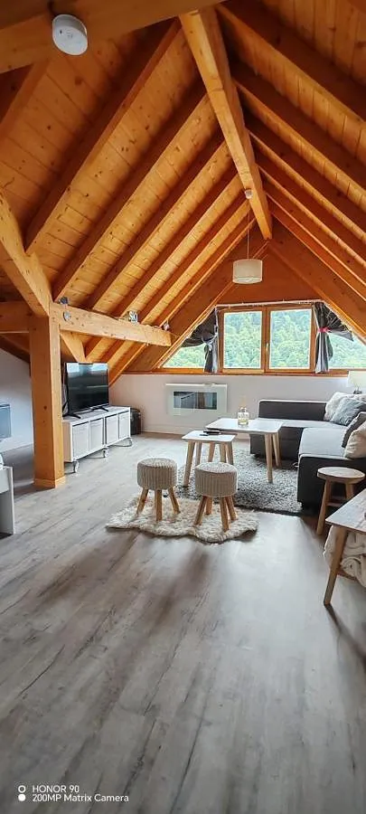 Apartamento de vacaciones para 6 personas, con piscina además de sauna y vistas - 1