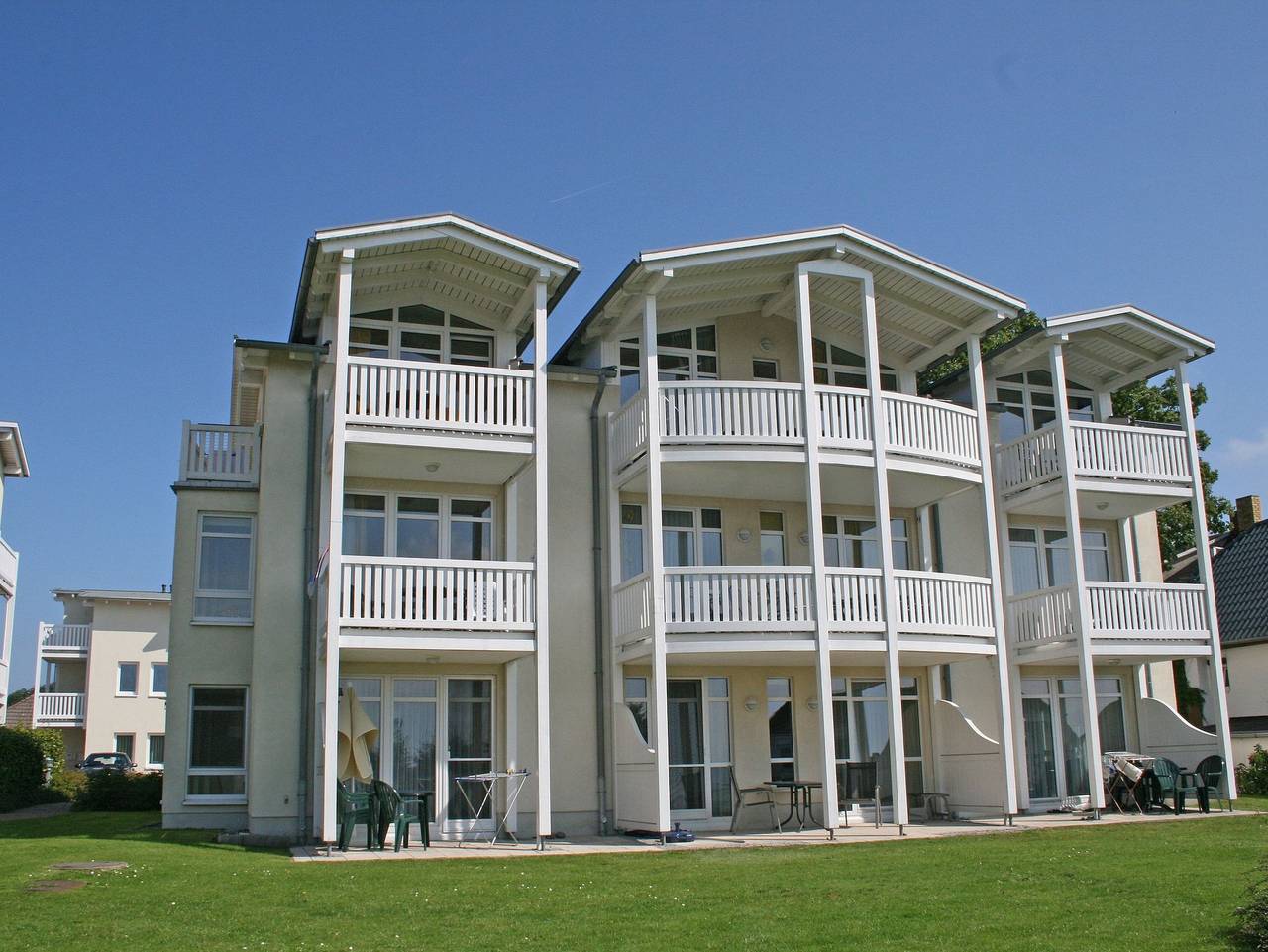 Ganze Ferienwohnung, A: Haus Rügenscher Bodden Whg. 04 mit Meerblick - Ferienwohnung 04 3-Raum 1.Etage mit Balkon in Göhren, Rügen