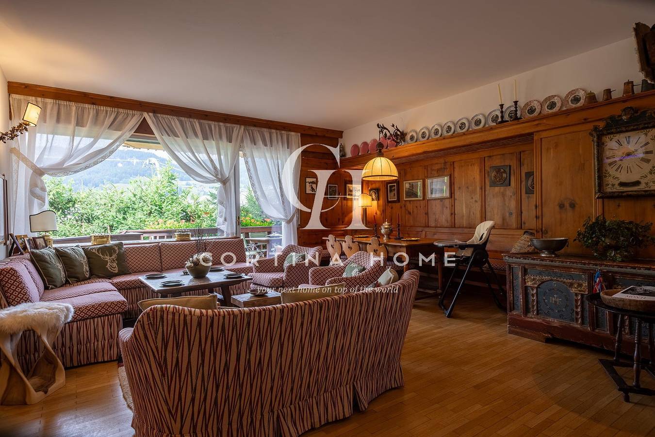 Appartamento intero, Elegante appartamento in centro con terrazzo in Cortina d'Ampezzo e dintorni, Dolomiti Superski