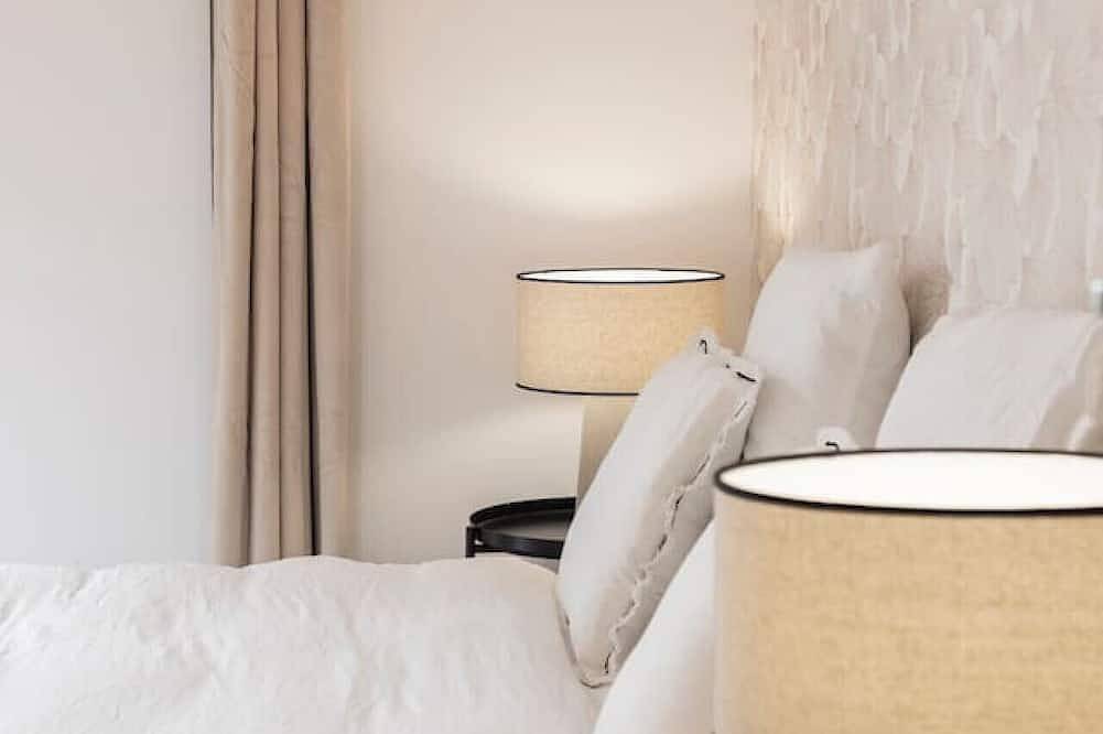 Entire apartment, Spacious 4Br in Paris - 3 Baths - 10 Guests in Montreuil, Seine-Saint-Denis