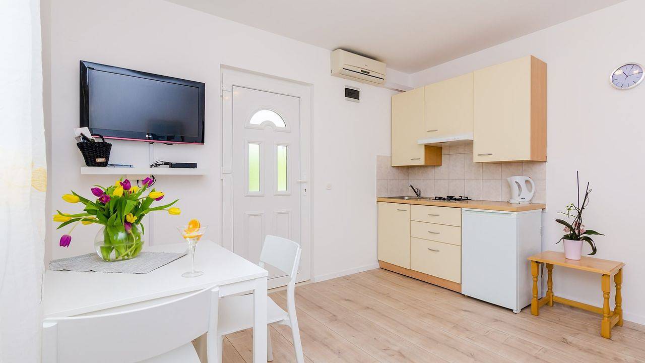 Ganze Ferienwohnung, Ferienwohnung für 3 Personen (32 m²) in Mlini in Mlini, Dubrovnik-Neretva