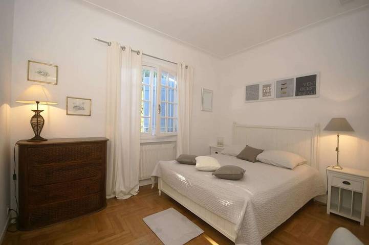 Ferienhaus für 5 Personen, mit Terrasse und Pool sowie Garten in Saint-Tropez - 2