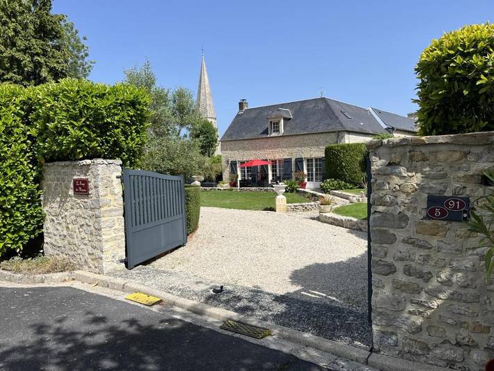 Location de vacances pour 2 personnes, avec vue ainsi que terrasse et jardin à Trévières - 3