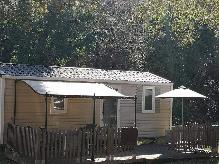 Camping Les Lauriers Roses - Mobilhome 4 personnes - Théoule - super Mercure - Confort - 2 chambres 28m² in Roquebrune-sur-Argens, Côte méditerranéenne (France)