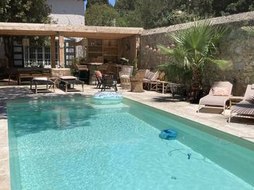 Gîte pour 9 personnes, avec piscine ainsi que jardin et terrasse à Saint-Laurent-de-la-Salanque