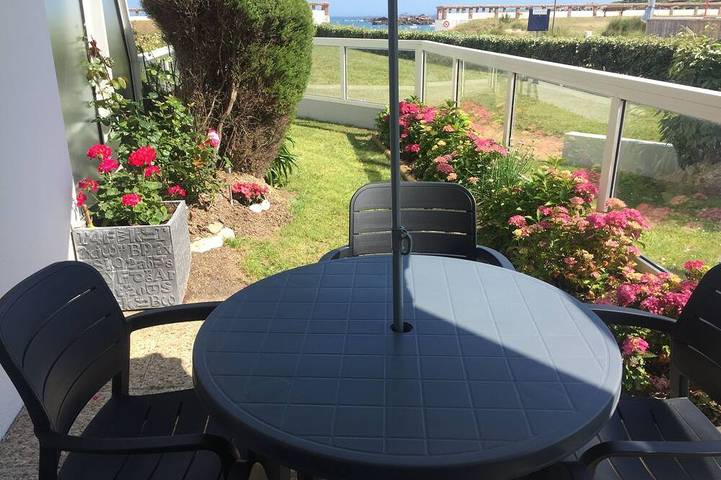 Gîte pour 4 personnes, avec jardin et terrasse dans Plage de Grève Blanche