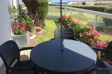 Gîte pour 4 personnes, avec jardin et terrasse dans Plage de Grève Blanche