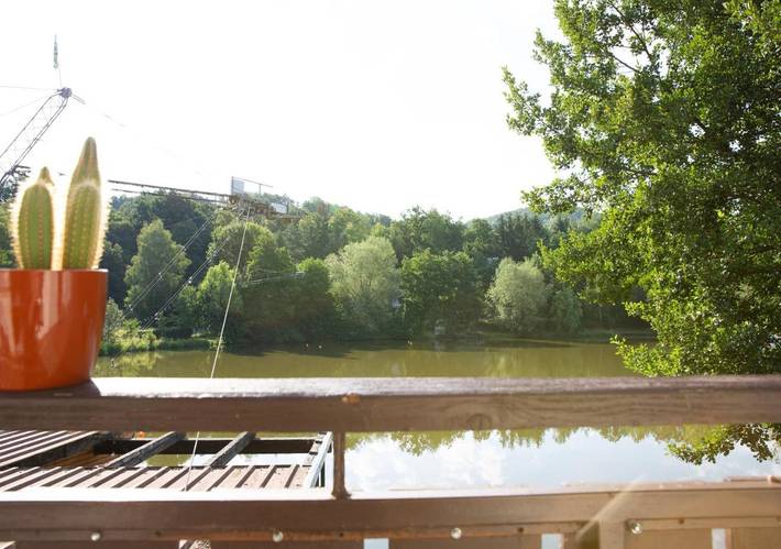 Ferienhaus für 2 Personen, mit Balkon und Terrasse sowie Ausblick und Seeblick in Unterfranken - 2