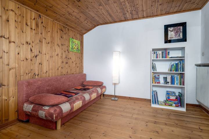 Entire apartment, Apartment 'Oberköbenhof Wohnung Berg' with Mountain View, Shared Terrace and Wi-Fi in Latsch, Saldurkamm